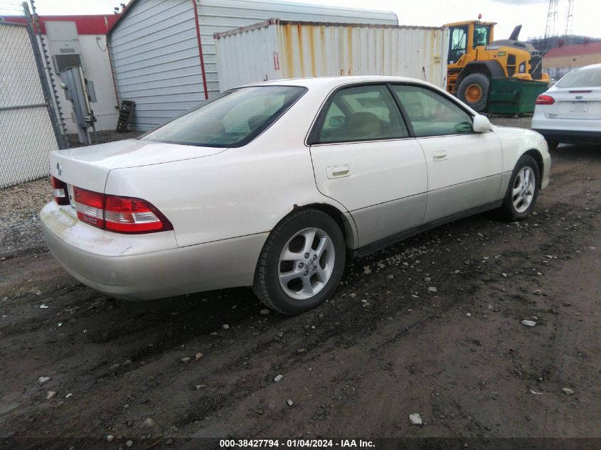 2001 Lexus Es 300 Base (A4) VIN: JT8BF28G710330867 Lot: 38427794