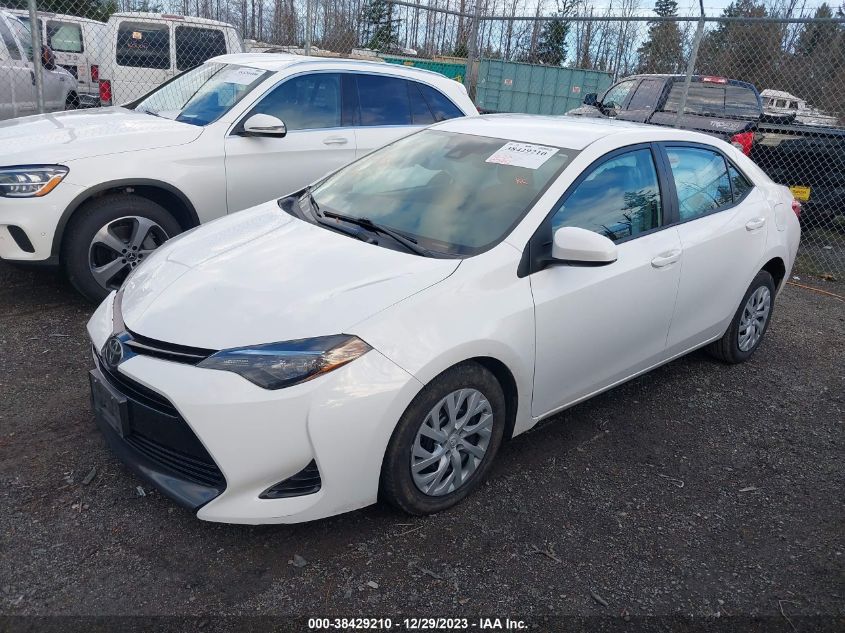 5YFBURHE7HP688209 2017 Toyota Corolla Le