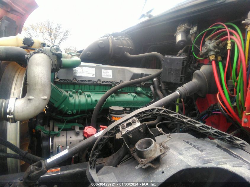 2017 Volvo Vnl VIN: 4V4NC9EH3HN992380 Lot: 38429721