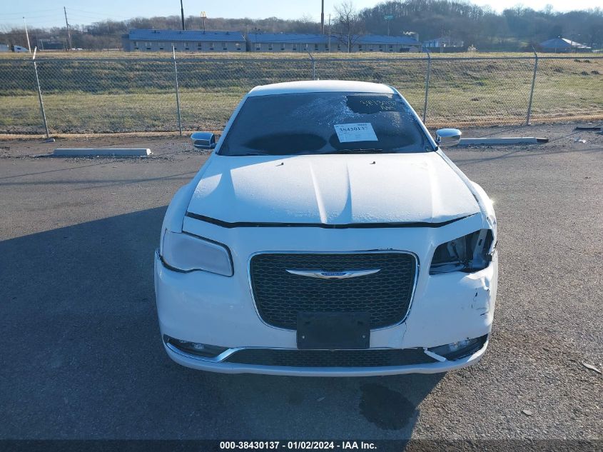 2C3CCAEG8JH159558 2018 Chrysler 300 Limited