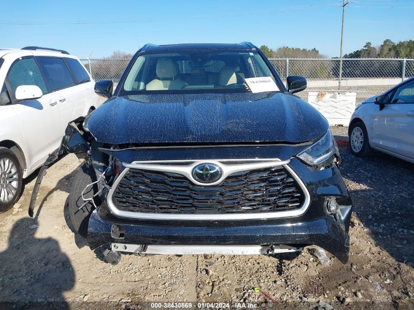 5TDGZRAH9MS059211 2021 Toyota Highlander Xle