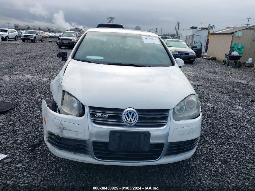 2008 Volkswagen R32 VIN: WVWKC71K68W046899 Lot: 38430925