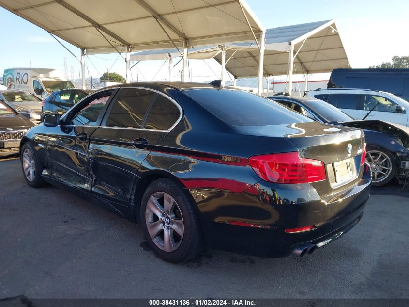 2011 BMW 528I VIN: WBAFR1C58BC742366 Lot: 38431136