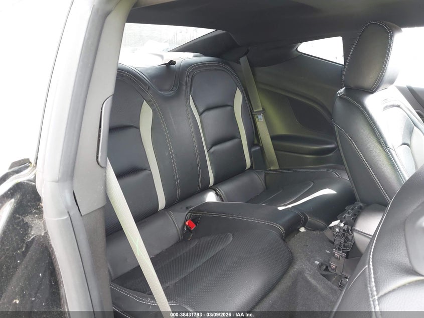 2018 Chevrolet Camaro 1Lt VIN: 1G1FB1RS2J0185869 Lot: 38431793