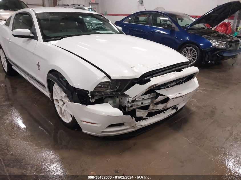 1ZVBP8AM9E5331669 2014 Ford Mustang V6 Premium