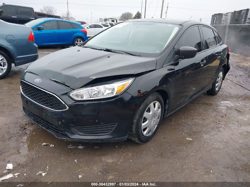 1FADP3E22JL322119 2018 Ford Focus S