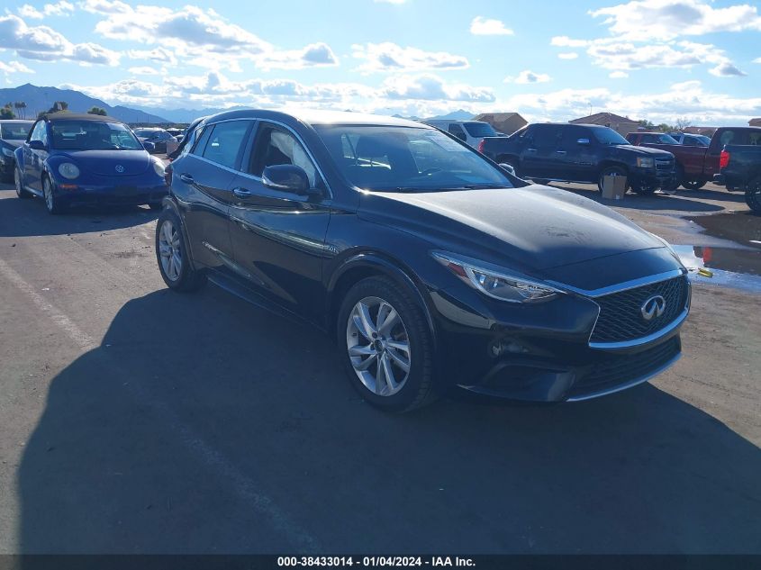 SJKCH5CP5JA059727 2018 Infiniti Qx30 Luxury