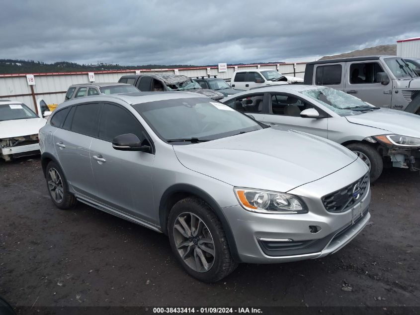 2017 Volvo V60 Cross Country T5 VIN: YV440MWK9H1024527 Lot: 38433414