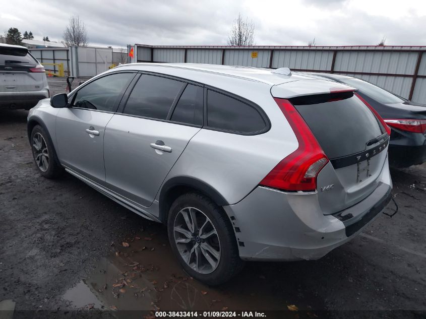 2017 Volvo V60 Cross Country T5 VIN: YV440MWK9H1024527 Lot: 38433414