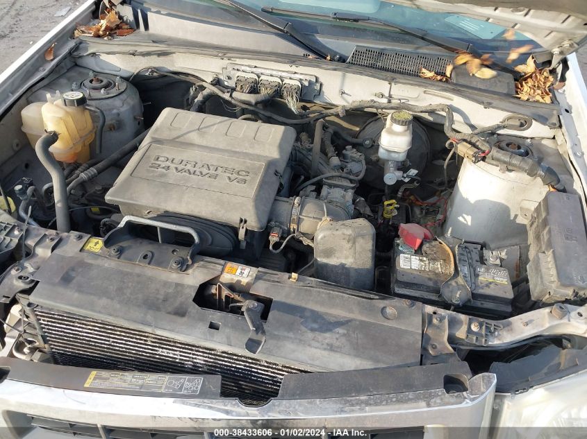 1FMCU0DG8BKA31928 2011 Ford Escape Xlt