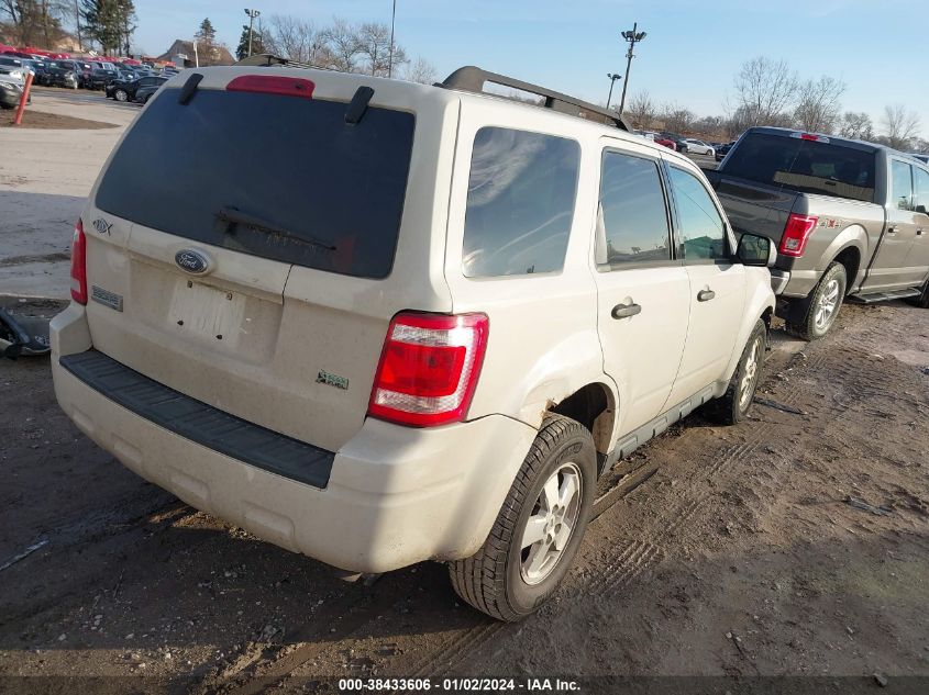 1FMCU0DG8BKA31928 2011 Ford Escape Xlt