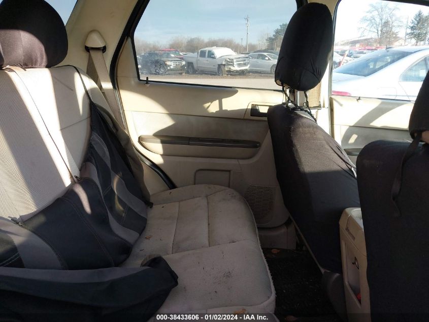 1FMCU0DG8BKA31928 2011 Ford Escape Xlt