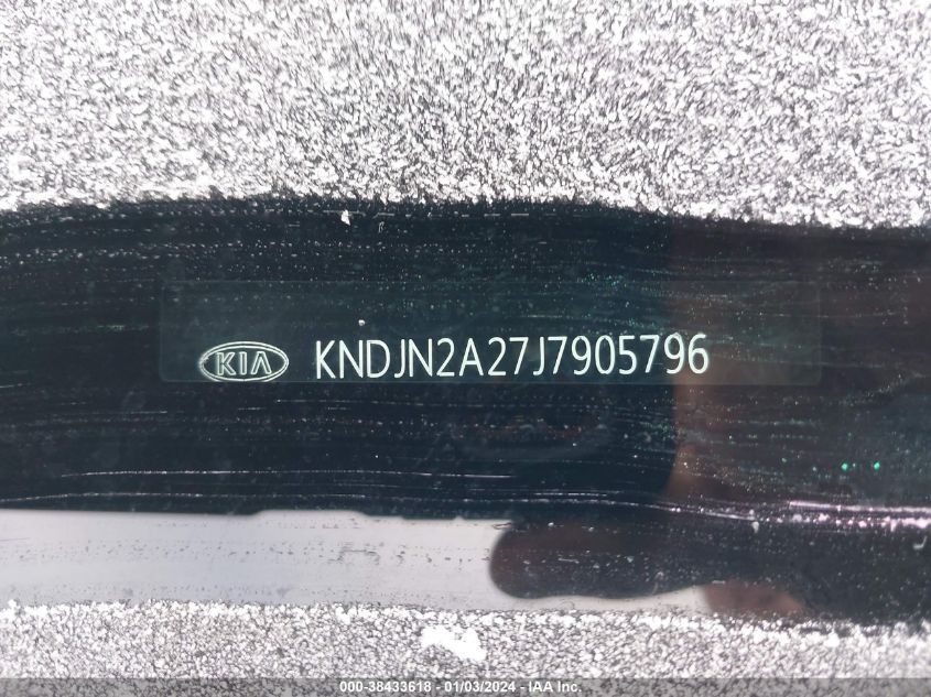 KNDJN2A27J7905796 2018 Kia Soul