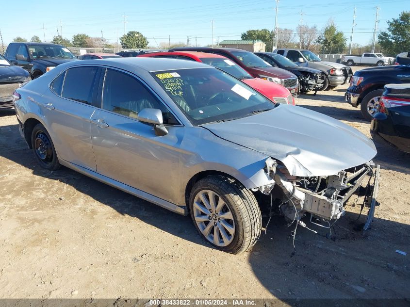 2018 Toyota Camry Le VIN: 4T1B11HK5JU591109 Lot: 38433822