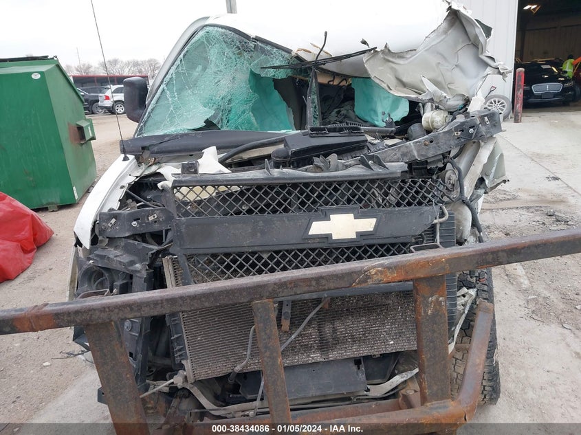 2017 Chevrolet Express 2500 Work Van VIN: 1GCWGAFF2H1224271 Lot: 38434086
