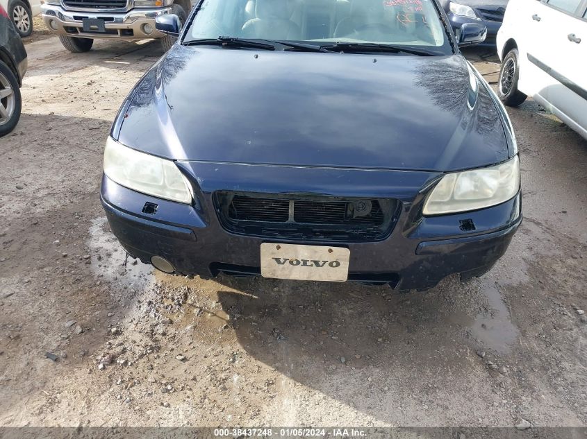 2005 Volvo S60 2.5T VIN: YV1RS592552458593 Lot: 38437248