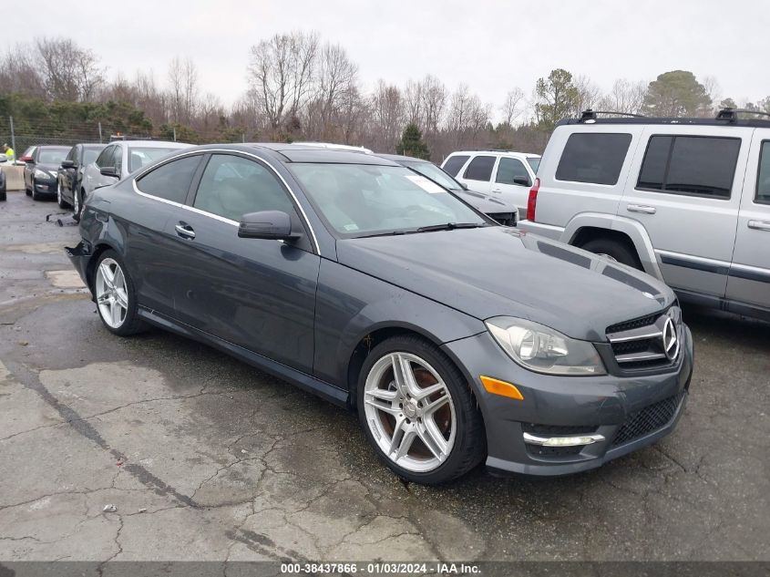 WDDGJ4HB6EG262568 2014 Mercedes-Benz C 250