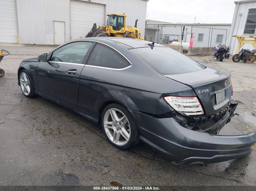 WDDGJ4HB6EG262568 2014 Mercedes-Benz C 250