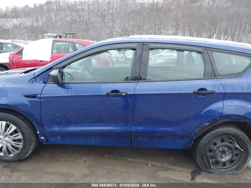 2013 Ford Escape S VIN: 1FMCU0F77DUB15937 Lot: 38438573