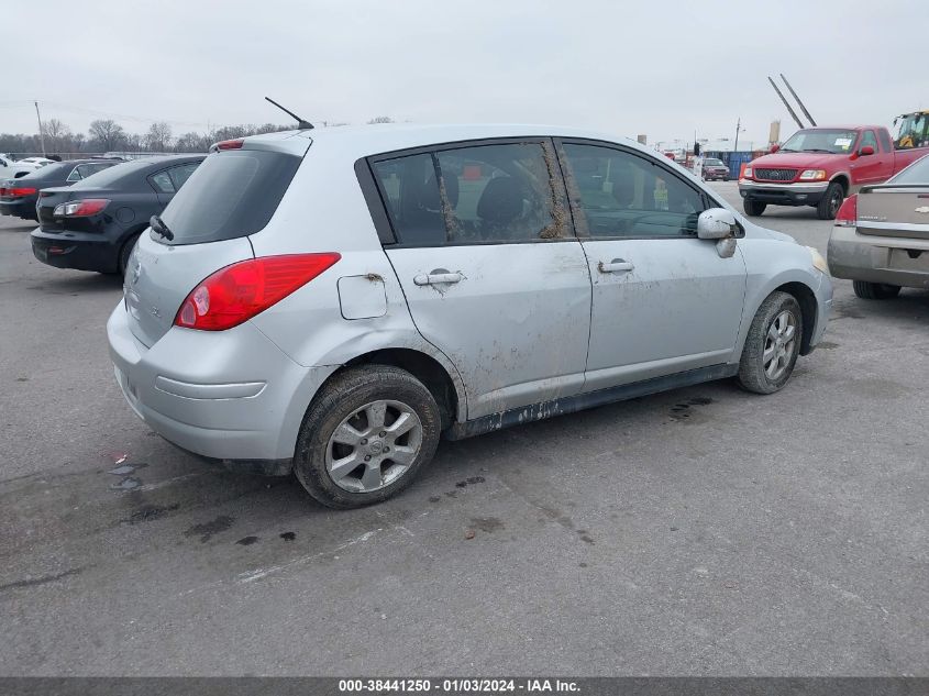 3N1BC13E28L446407 2008 Nissan Versa 1.8Sl