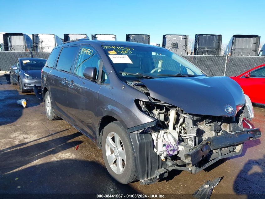 5TDKK3DC2DS362990 2013 Toyota Sienna Le V6 8 Passenger