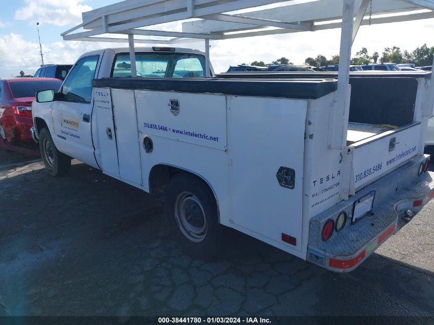 1GDGC34R8VF030458 1997 GMC Sierra 3500 Sl