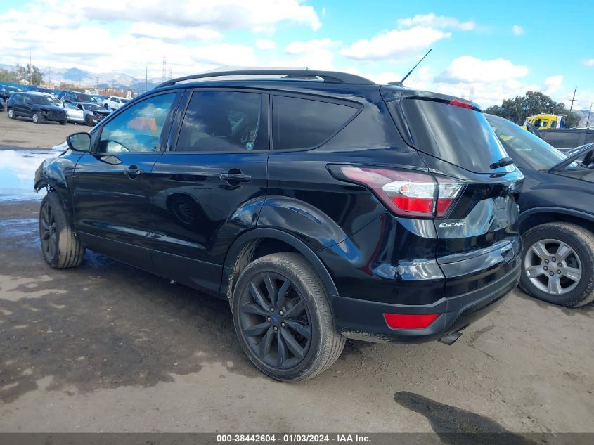 1FMCU9GD3JUA72170 2018 Ford Escape Se