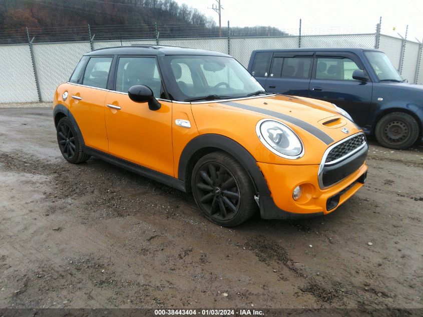 2016 Mini Hardtop Cooper S VIN: WMWXU3C52G2B63551 Lot: 38443404