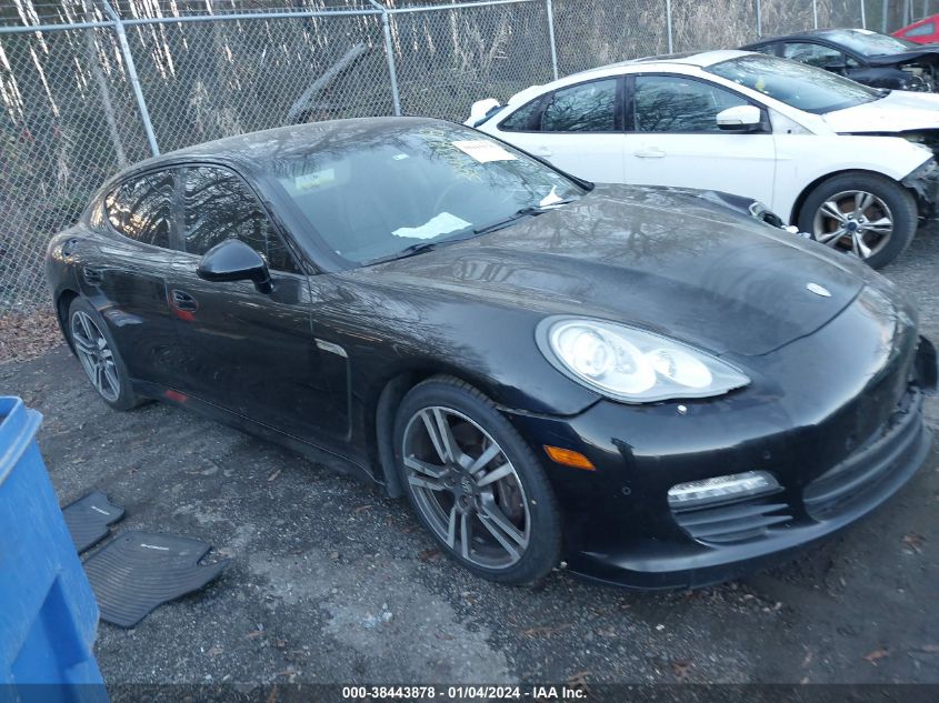 WP0AA2A74BL018043 2011 Porsche Panamera 4