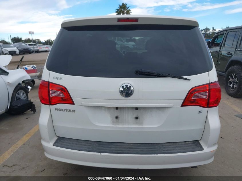 2C4RVAAG5CR391005 2012 Volkswagen Routan S