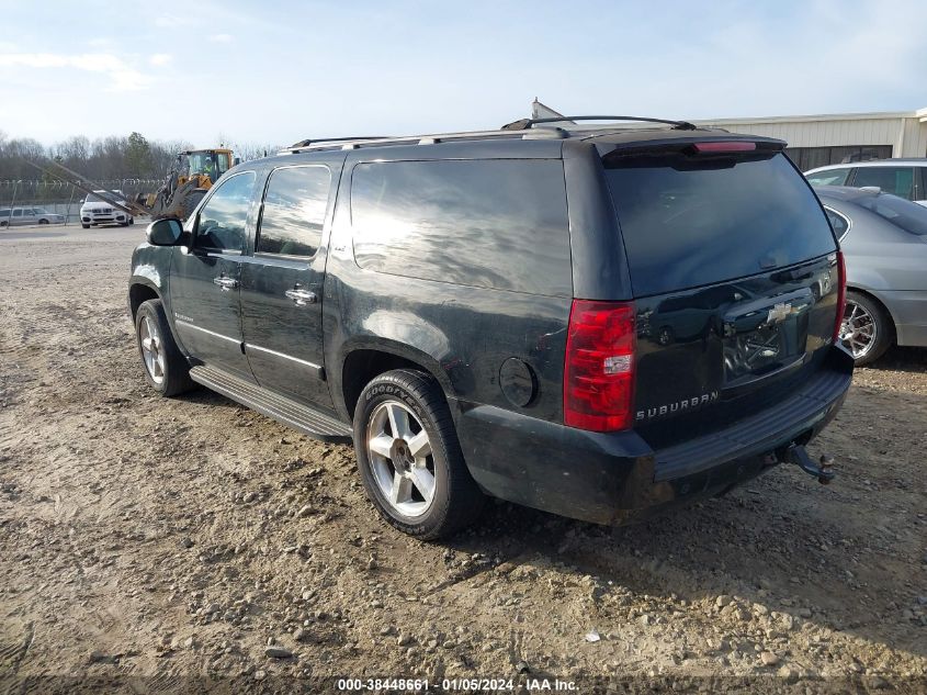 2008 Chevrolet Suburban 1500 Ltz VIN: 3GNFC160X8G175305 Lot: 38448661