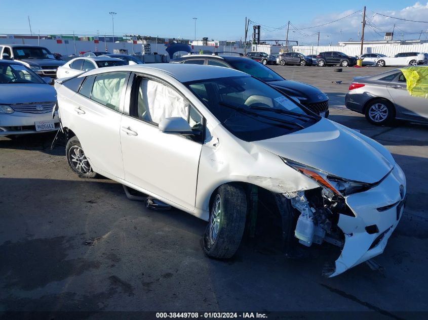 JTDKARFU5H3050097 2017 Toyota Prius Three