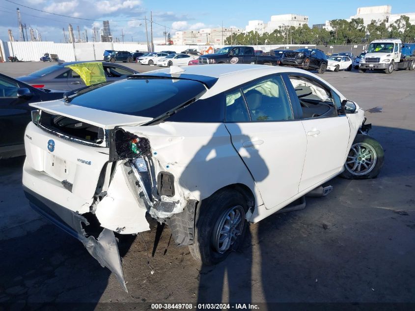 JTDKARFU5H3050097 2017 Toyota Prius Three