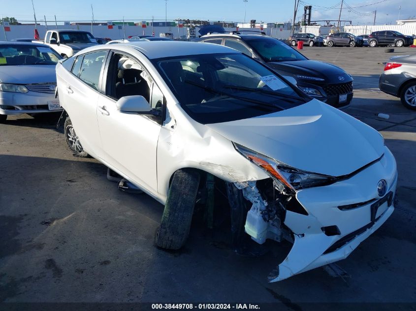 JTDKARFU5H3050097 2017 Toyota Prius Three