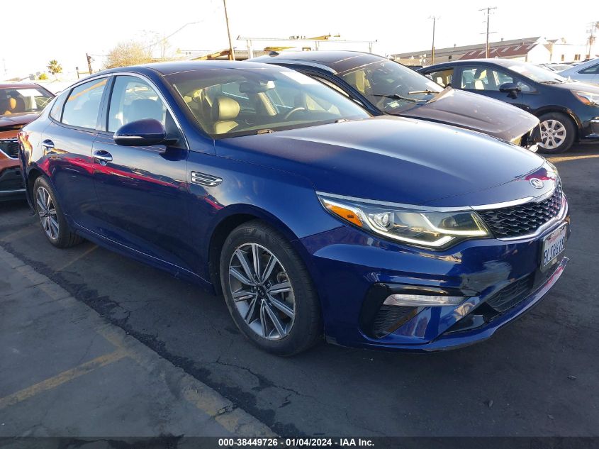 5XXGU4L13KG354286 2019 KIA OPTIMA - Image 1