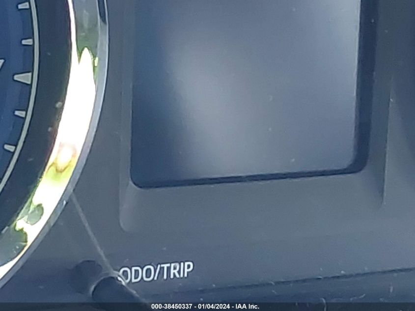 2017 Toyota Corolla Le VIN: 2T1BURHE6HC927460 Lot: 38450337