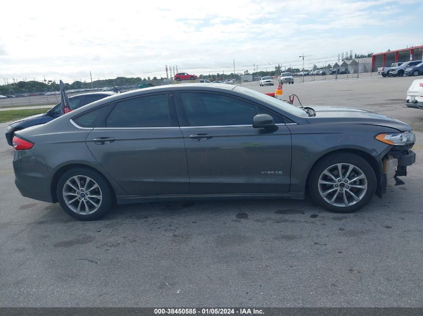 3FA6P0LU9HR300030 2017 Ford Fusion Hybrid Se