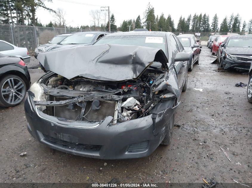 4T4BF3EK5BR128959 2011 Toyota Camry Le