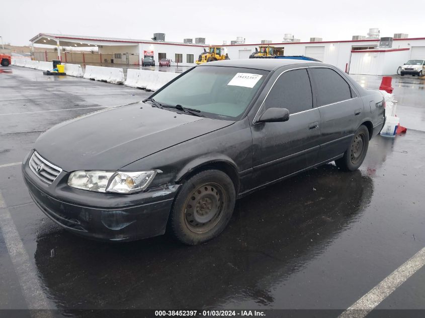 JT2BG22K2Y0417218 2000 Toyota Camry Le