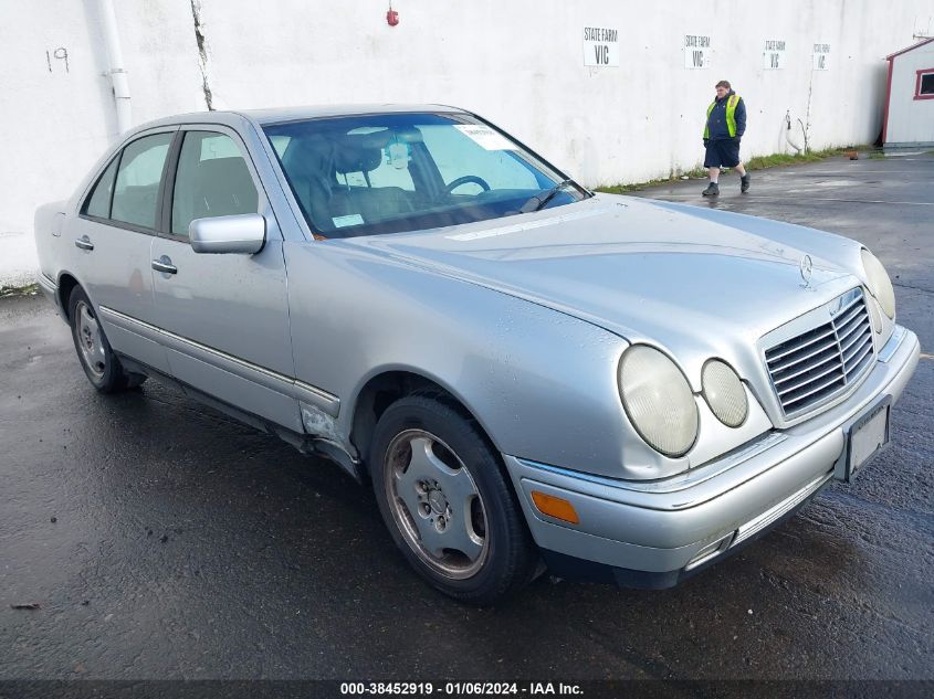 1999 Mercedes-Benz E 430 VIN: WDBJF70H7XA726524 Lot: 38452919