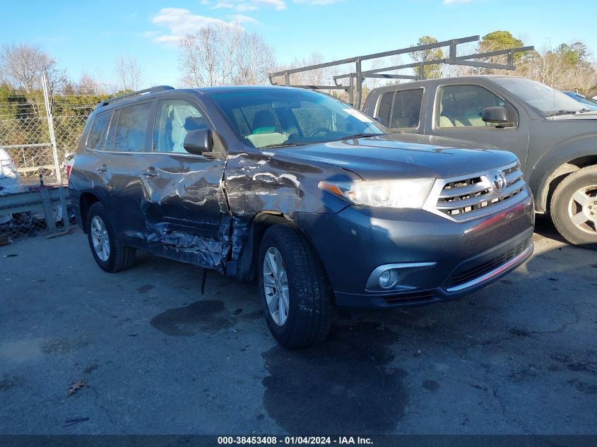 5TDBK3EH2BS055889 2011 Toyota Highlander Base V6