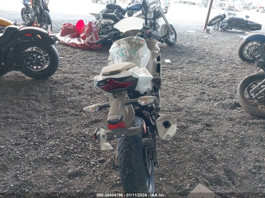 2023 Kawasaki Ex400 VIN: JKAEXKG13PDAM3906 Lot: 38454196