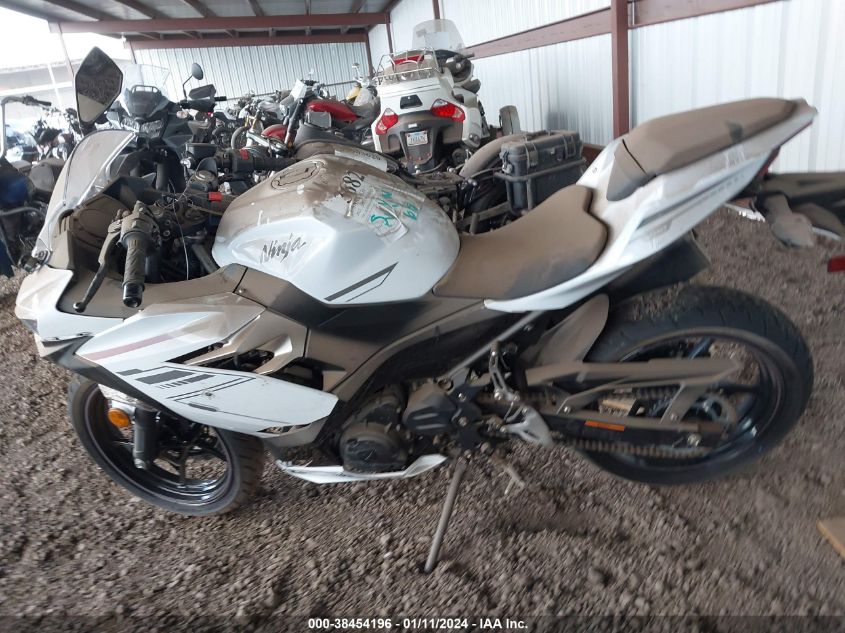 2023 Kawasaki Ex400 VIN: JKAEXKG13PDAM3906 Lot: 38454196