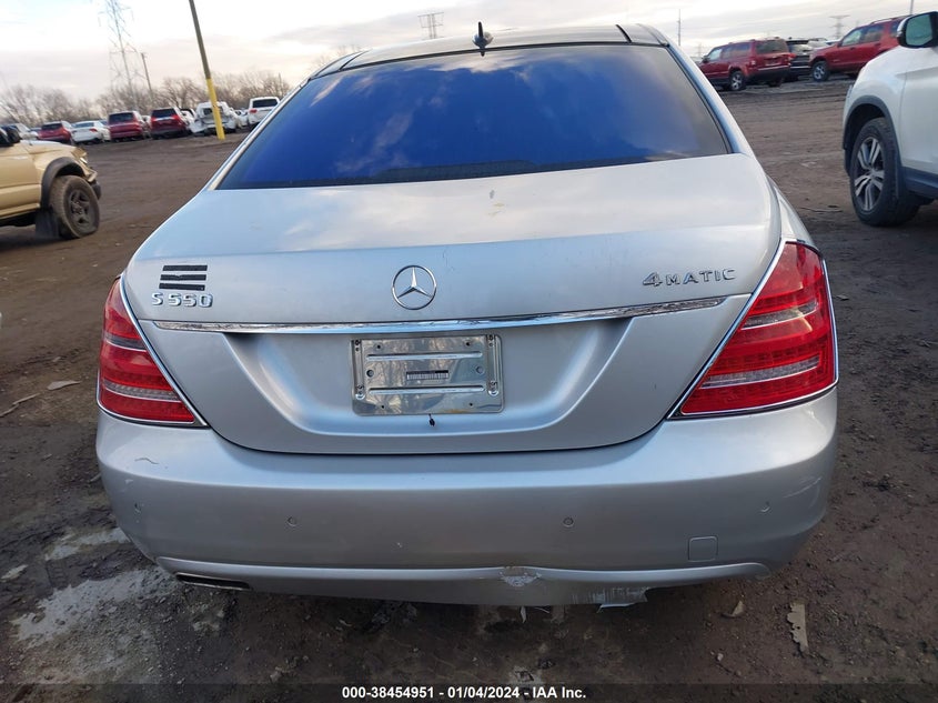 2013 MERCEDES-BENZ S 550 4MATIC WDDNG9EB0DA513044