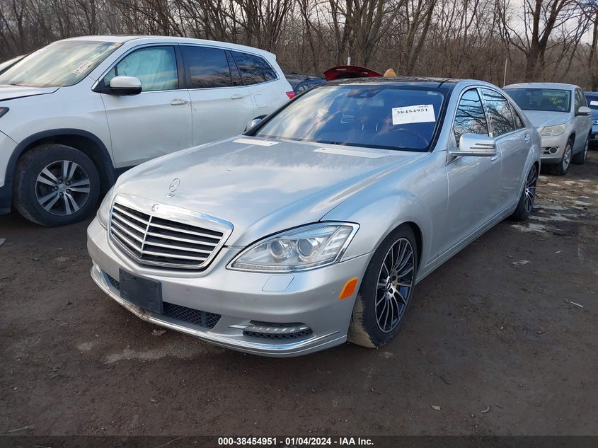 2013 MERCEDES-BENZ S 550 4MATIC WDDNG9EB0DA513044