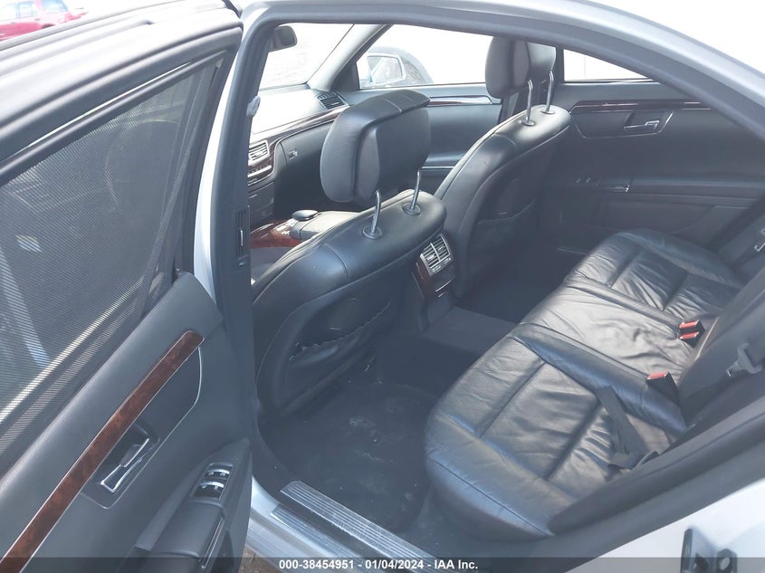 2013 MERCEDES-BENZ S 550 4MATIC WDDNG9EB0DA513044