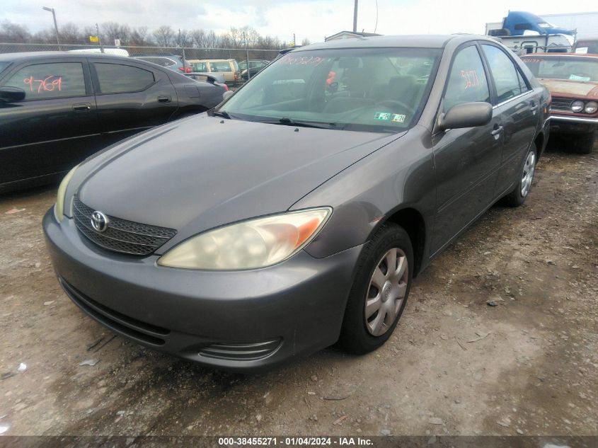 4T1BE32K42U597154 2002 Toyota Camry Le