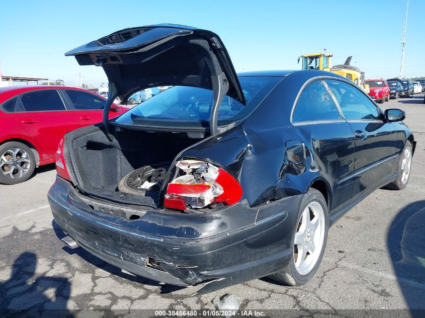 WDBTJ75J34F105959 2004 Mercedes-Benz Clk 500