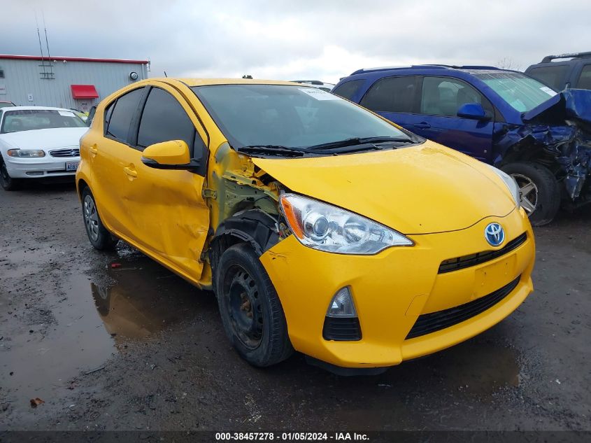 JTDKDTB31E1086040 2014 Toyota Prius C Two