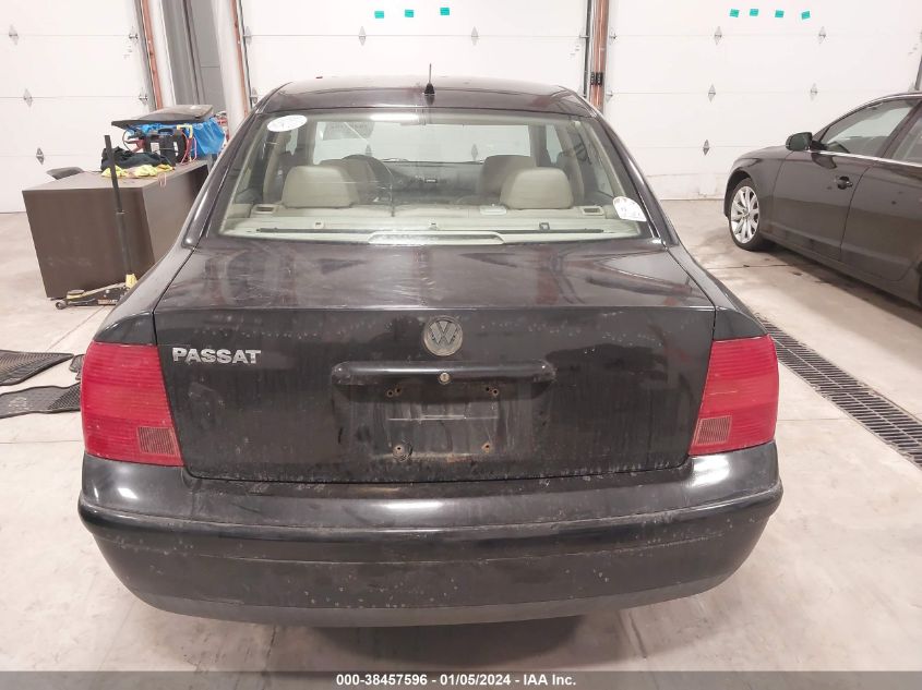 WVWMA23B7YP168292 2000 Volkswagen Passat Gls